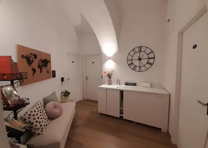 Acche Apartments